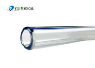 Tube de trachéostomie en PVC stérilisé, tube d' anesthésie déballé.