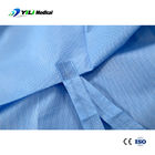 Vêtement d' isolation bleu chirurgicale étanche, SMS PP PE combinaison jetable